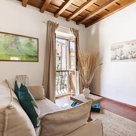 Campo Dei Fiori Luxury Gold Apartment *